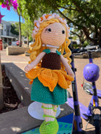 Suzie's Sunshine Dolls - Daisy