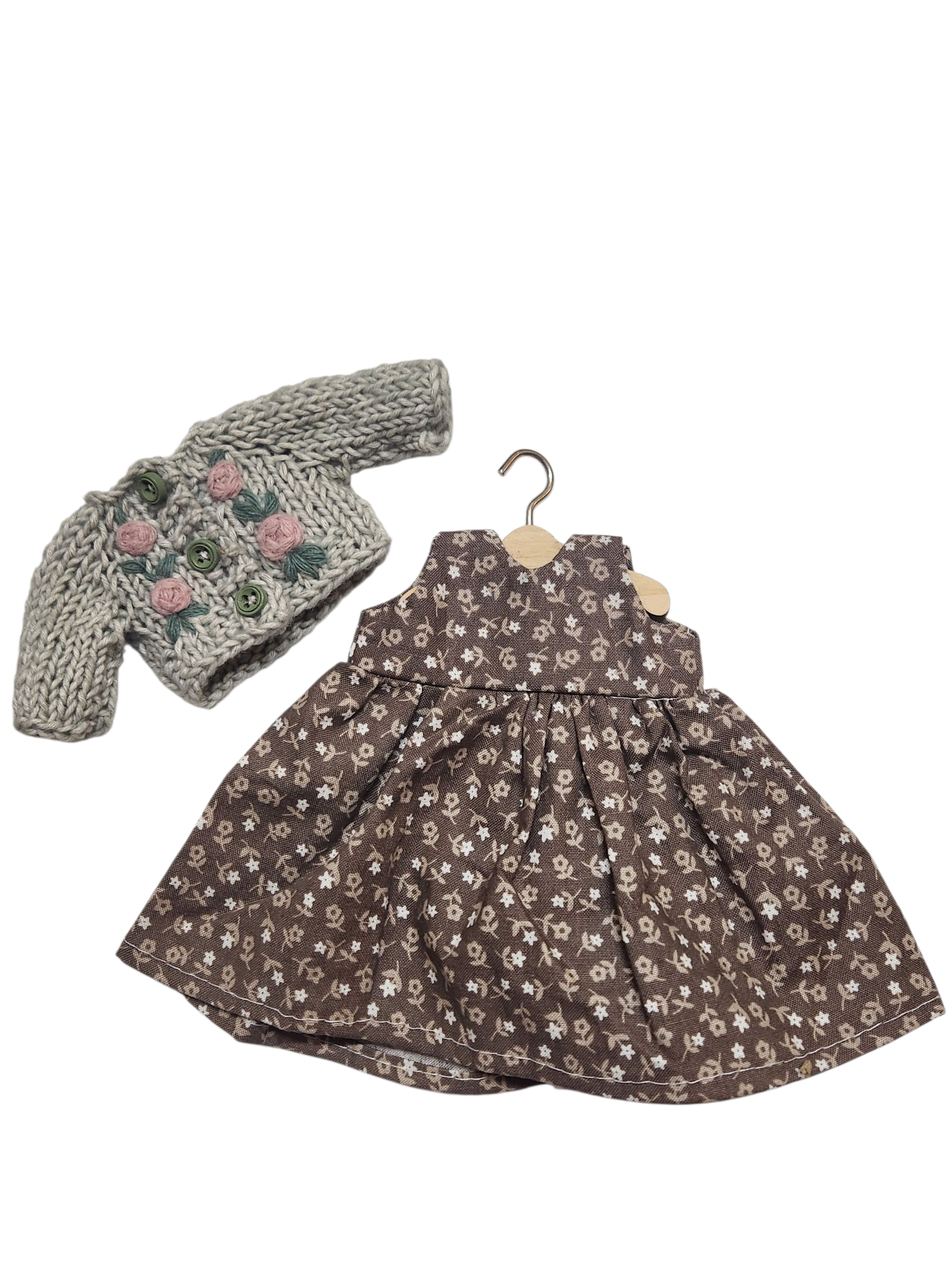 Suzie's Sunshine Dolls - Hand-Knitted Wool Outfits for Dolls – 100% Wool